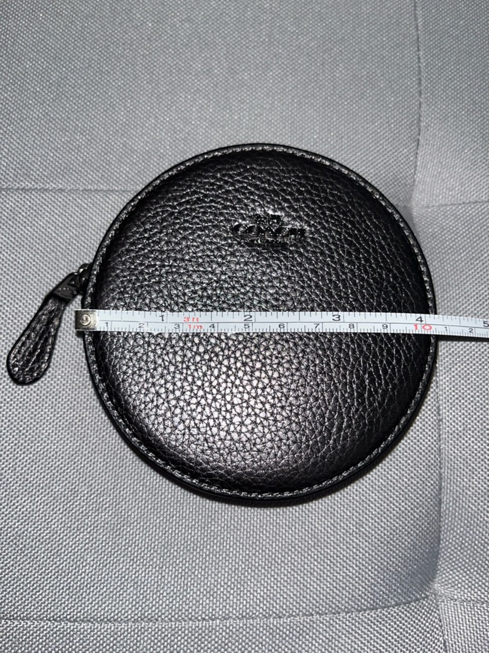 Coach Round Pouch - Picture 5 of 5
